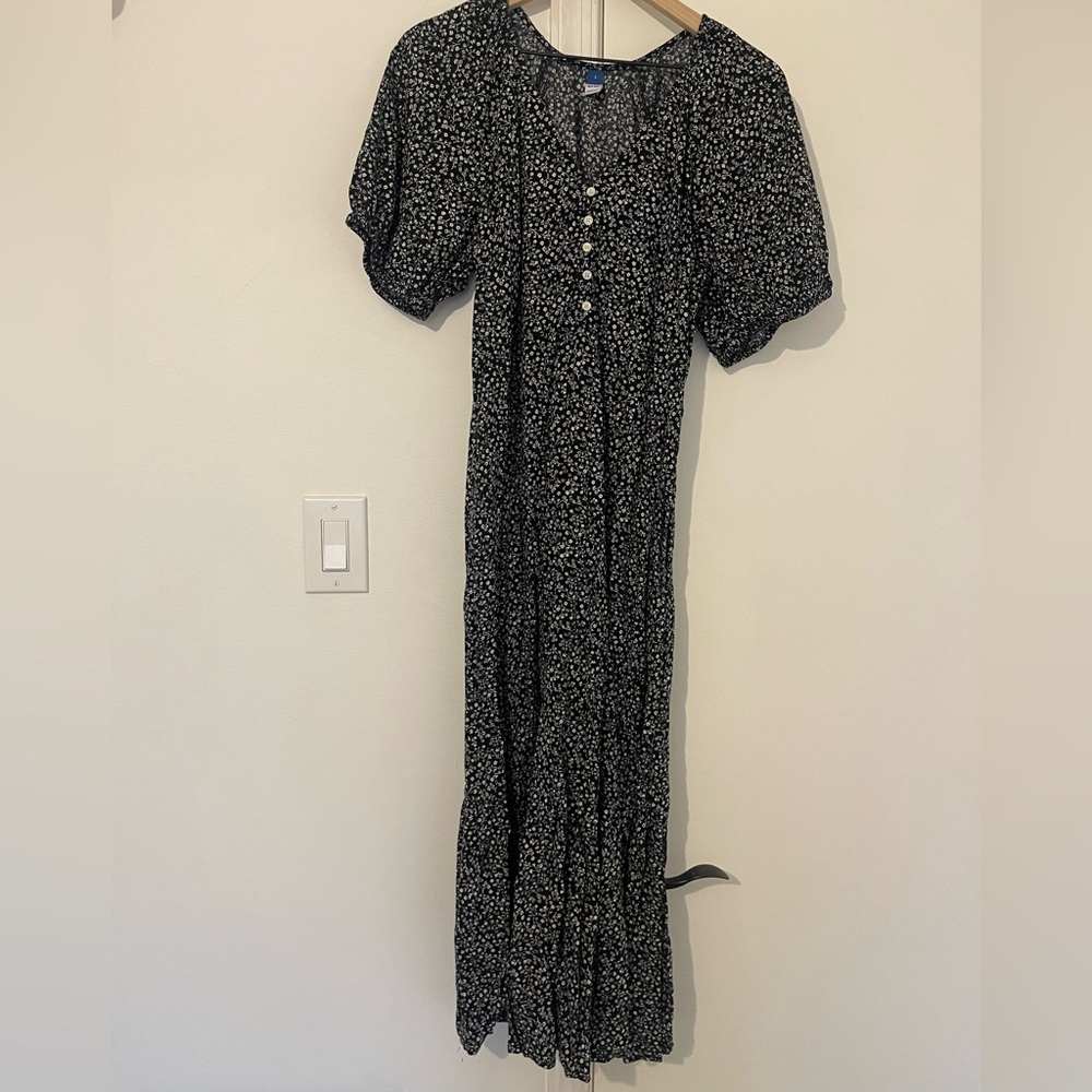 Old Navy Black Floral Long Sleeve Dress